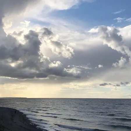 Near Seabeach Apartment Rostock